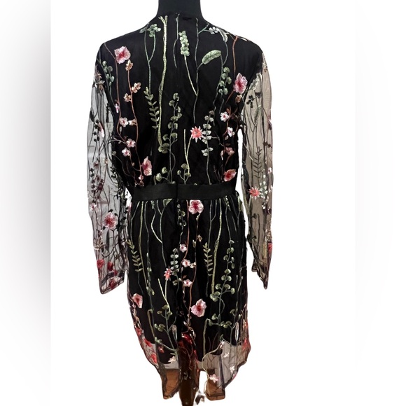 NWOT - Milumia’s FLORAL CockTail Dress -Taylor Swift inspired - Sz Medium - Picture 6 of 9